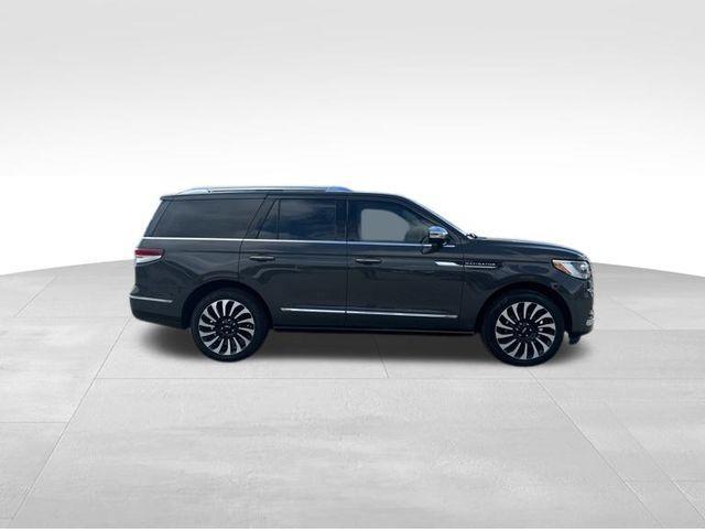 used 2023 Lincoln Navigator car, priced at $78,290