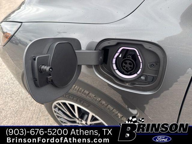new 2025 Ford Escape car, priced at $28,490