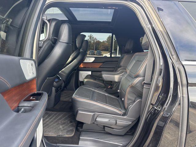 used 2022 Lincoln Navigator L car, priced at $63,946