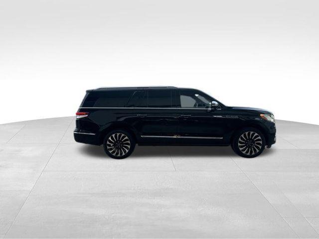 used 2022 Lincoln Navigator L car, priced at $63,946