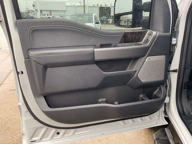 new 2025 Ford F-250 car, priced at $81,993