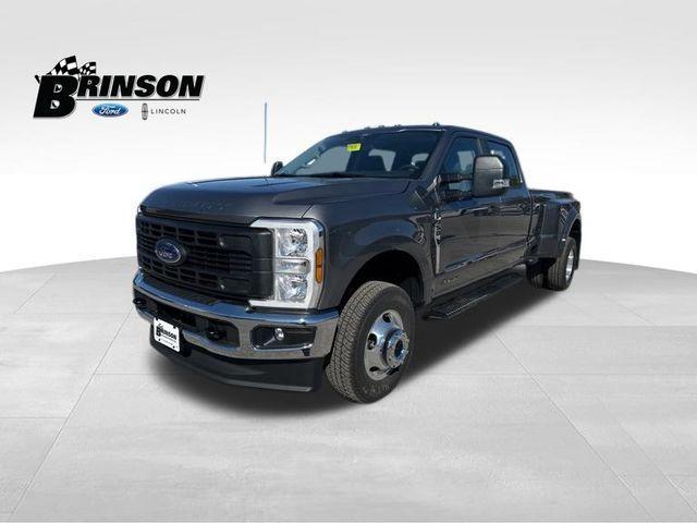 new 2024 Ford F-350 car, priced at $62,994