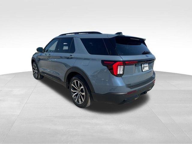 new 2025 Ford Explorer car, priced at $41,998