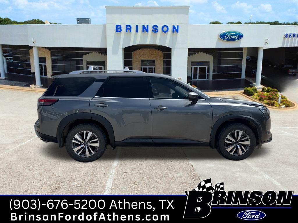 used 2022 Nissan Pathfinder car, priced at $27,482