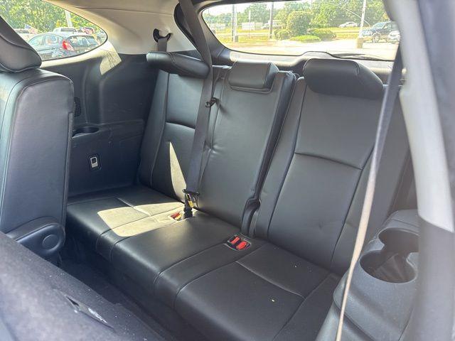 used 2023 Toyota Highlander car, priced at $36,882