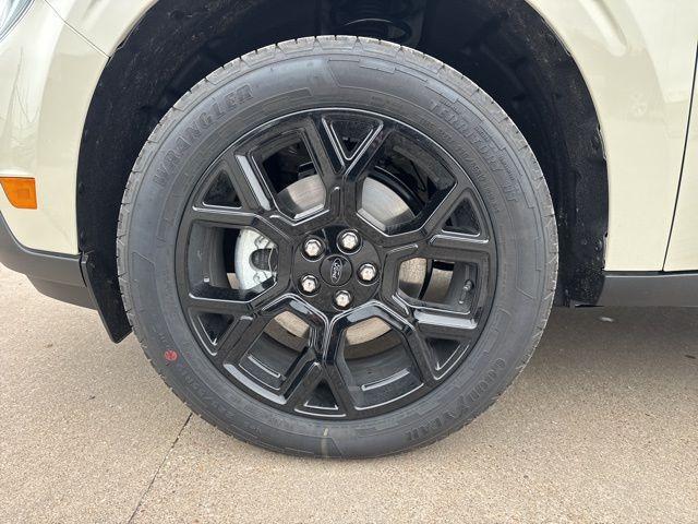 new 2025 Ford Maverick car, priced at $38,345