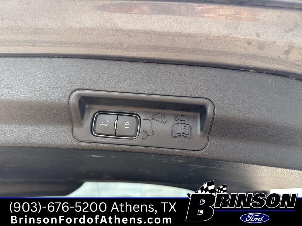 used 2022 Ford Explorer car, priced at $28,133