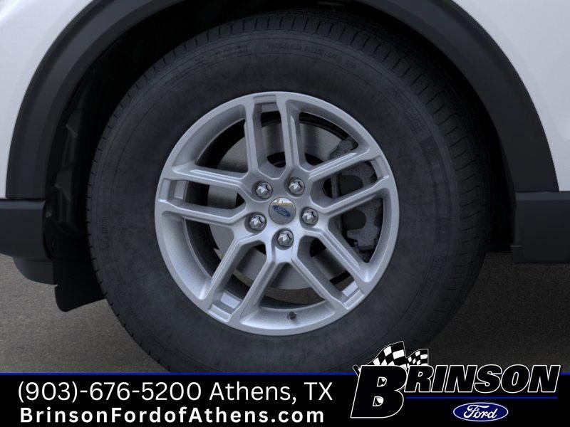 new 2025 Ford Explorer car, priced at $40,460