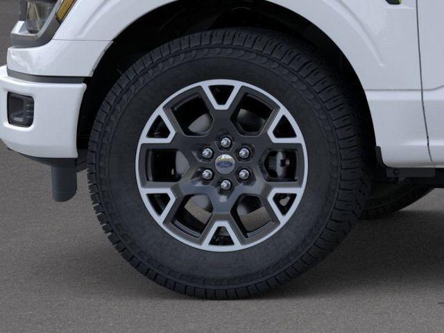 new 2025 Ford F-150 car, priced at $45,302