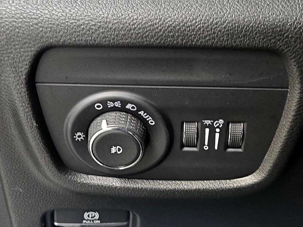 used 2023 Jeep Grand Cherokee car, priced at $26,998