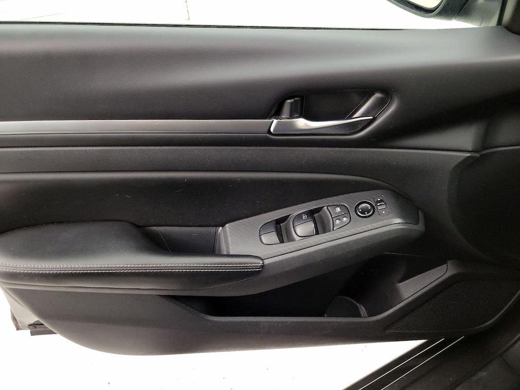 used 2022 Nissan Altima car, priced at $17,998