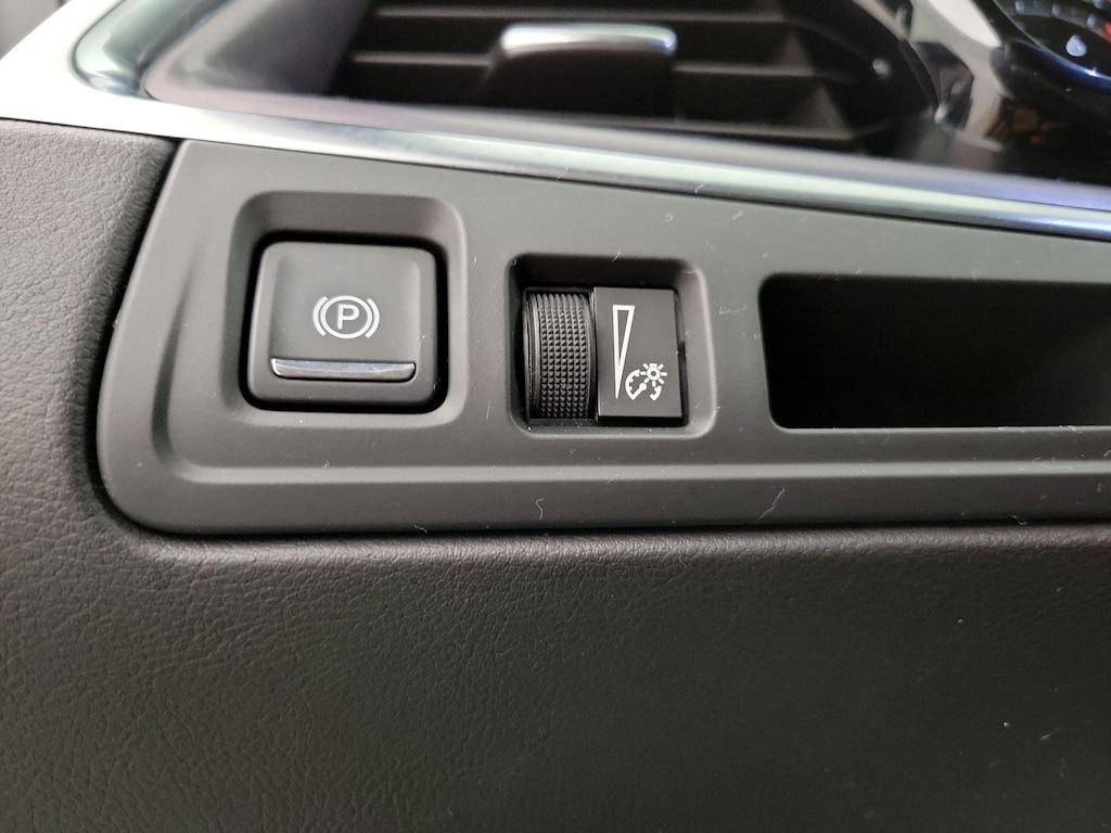 used 2021 Cadillac XT5 car, priced at $26,998