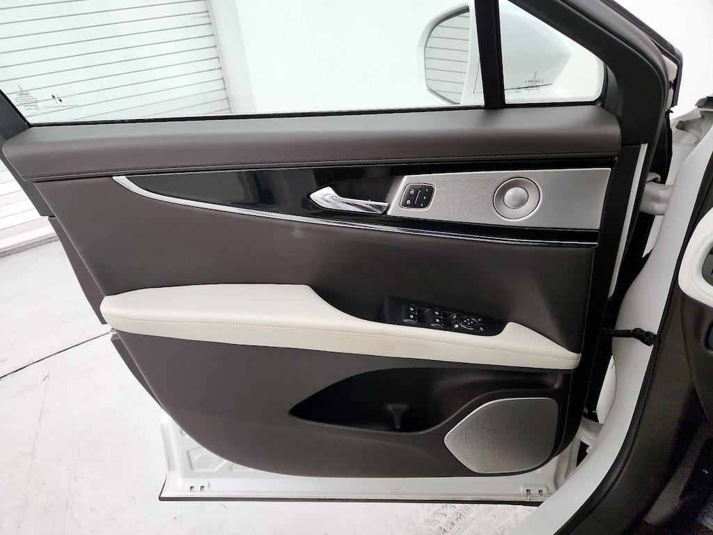 used 2021 Lincoln Nautilus car, priced at $37,998