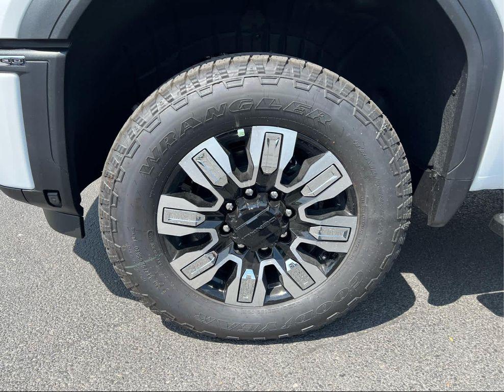 new 2025 GMC Sierra 2500 car, priced at $85,460