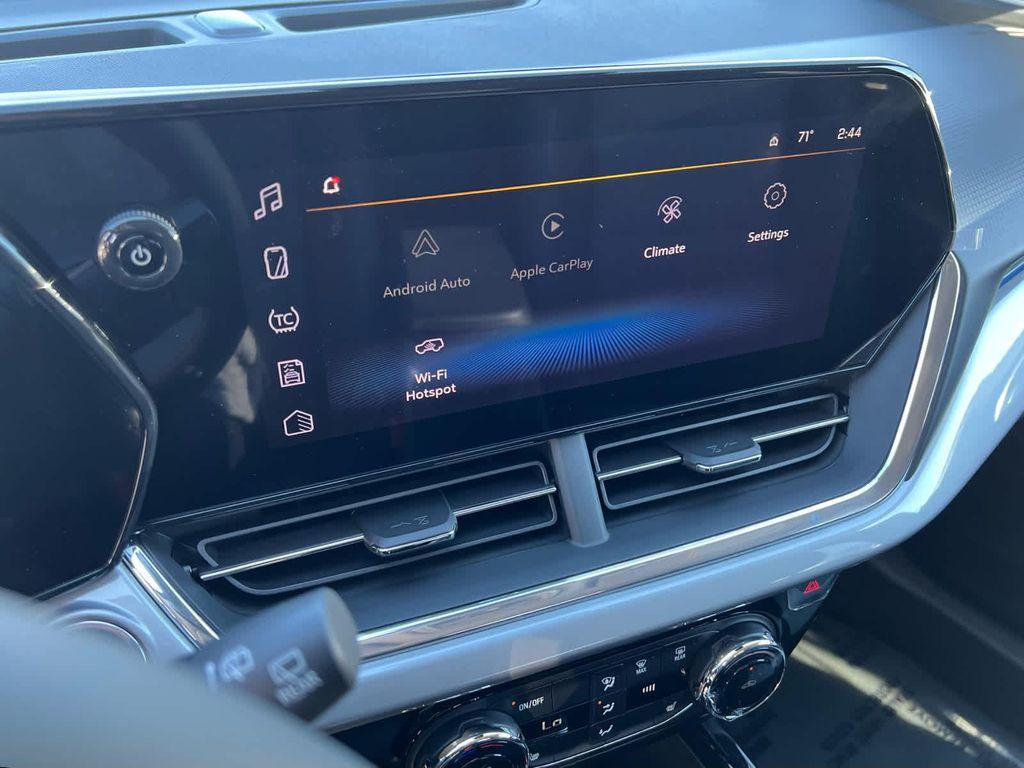 new 2026 Chevrolet Trax car, priced at $25,885