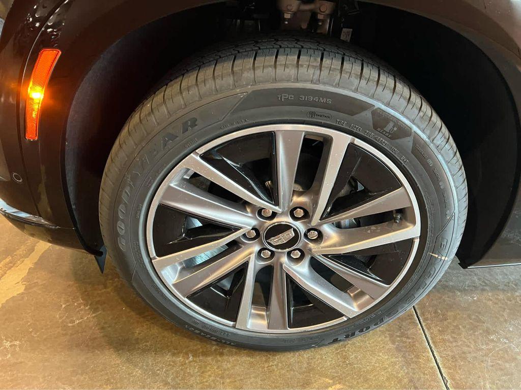 new 2026 Cadillac VISTIQ car, priced at $81,015