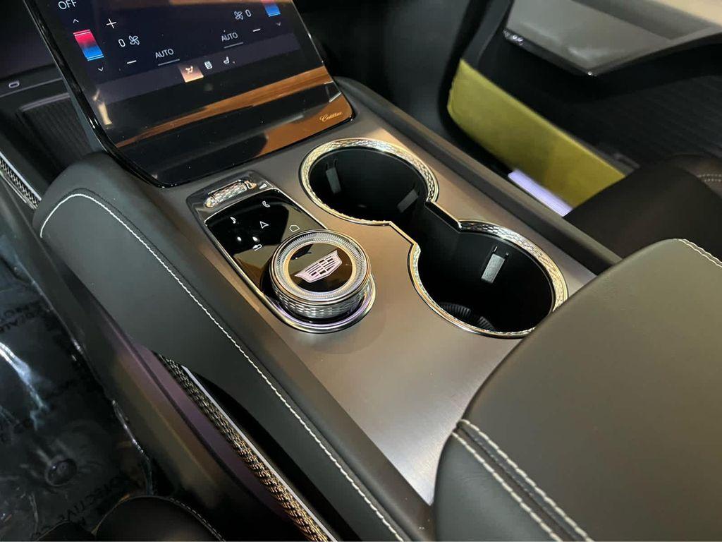 new 2026 Cadillac VISTIQ car, priced at $81,015