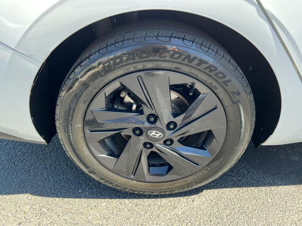 used 2021 Hyundai Elantra car, priced at $15,774