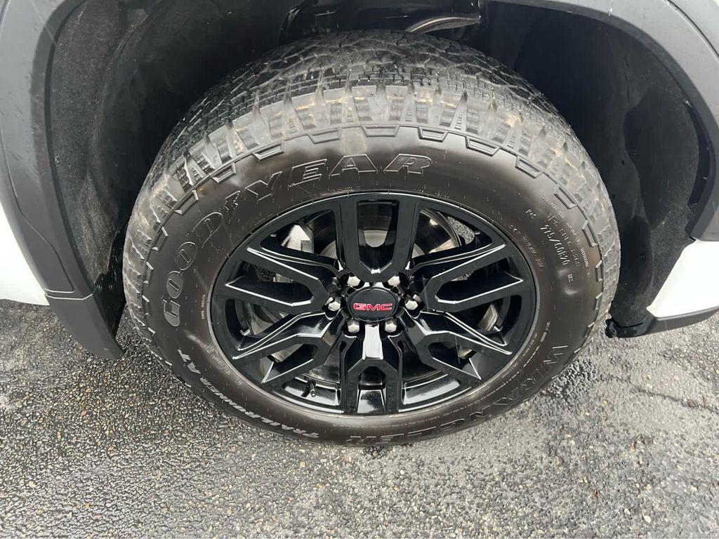 used 2025 GMC Sierra 1500 car, priced at $48,995