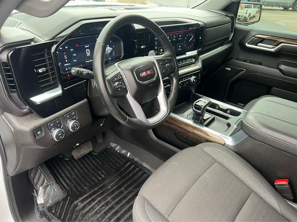used 2025 GMC Sierra 1500 car, priced at $48,995