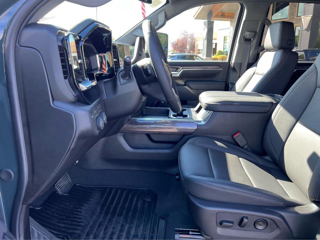 new 2026 Chevrolet Silverado 3500 car, priced at $78,880