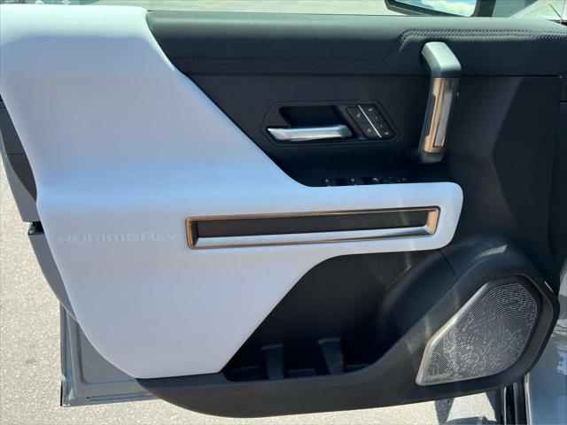 new 2025 GMC HUMMER EV Pickup car, priced at $105,855
