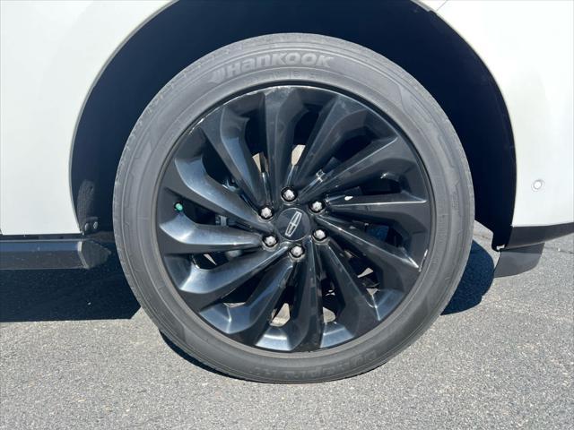 used 2021 Lincoln Navigator car, priced at $52,995