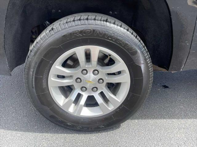 used 2015 Chevrolet Suburban car, priced at $10,990