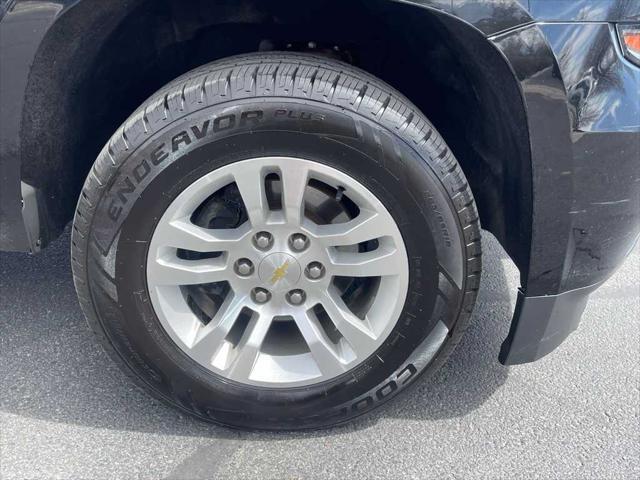 used 2015 Chevrolet Suburban car, priced at $10,990
