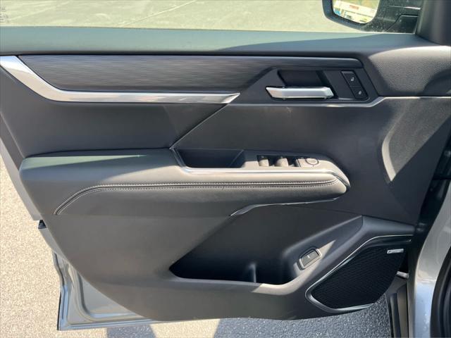 new 2025 GMC Acadia car, priced at $44,990