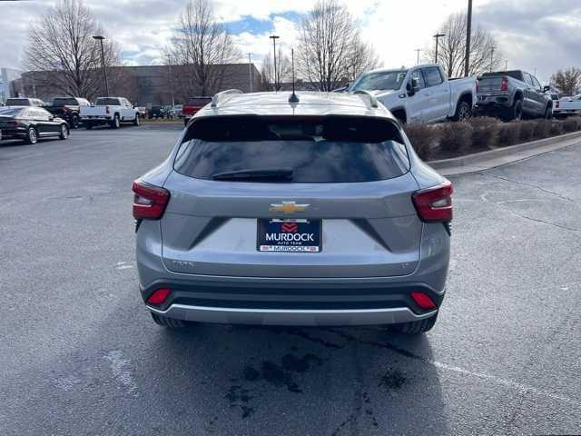 new 2025 Chevrolet Trax car, priced at $24,485