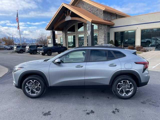 new 2025 Chevrolet Trax car, priced at $24,485