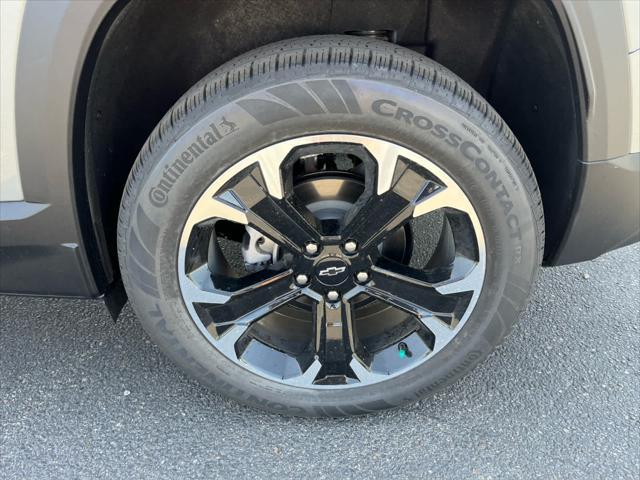 new 2025 Chevrolet Equinox car, priced at $33,090