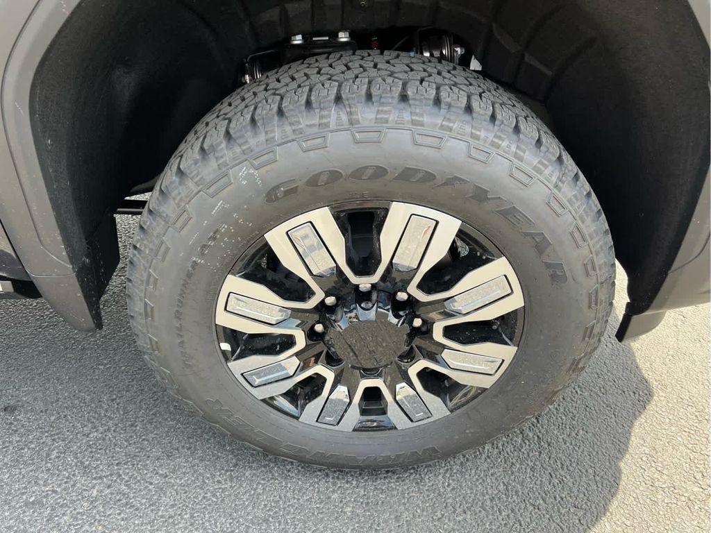 new 2025 GMC Sierra 2500 car, priced at $87,455