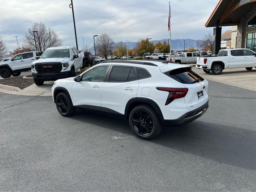 new 2026 Chevrolet Trax car, priced at $28,385