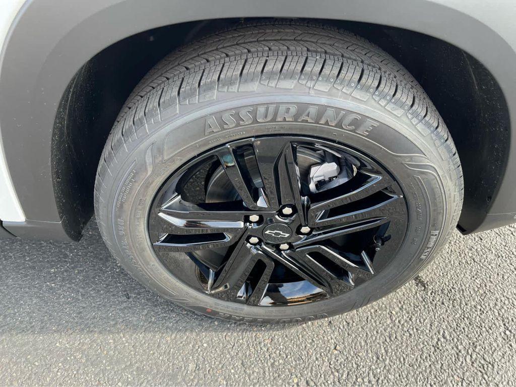 new 2026 Chevrolet Trax car, priced at $28,385