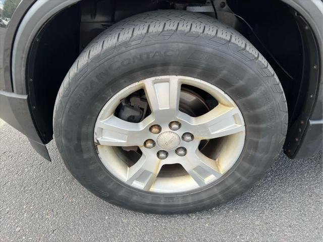 used 2012 GMC Acadia car, priced at $3,495