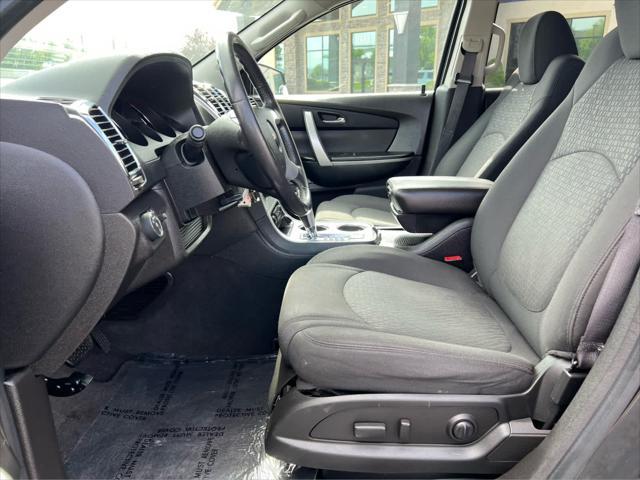 used 2012 GMC Acadia car, priced at $3,495