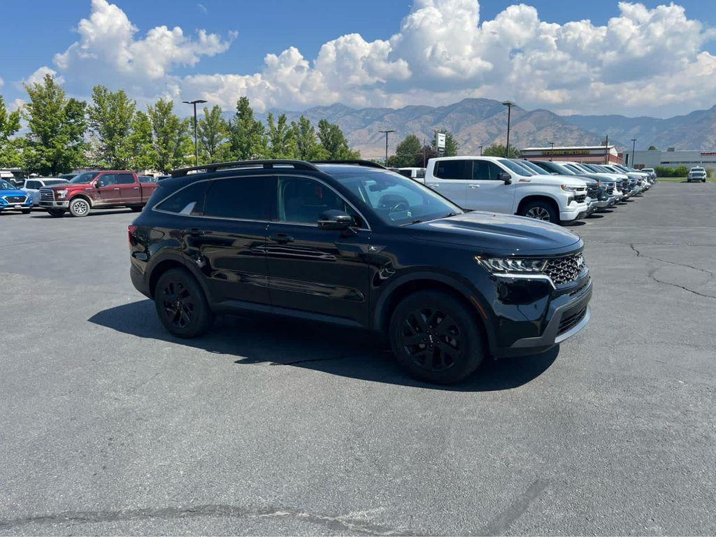 used 2022 Kia Sorento car, priced at $27,995