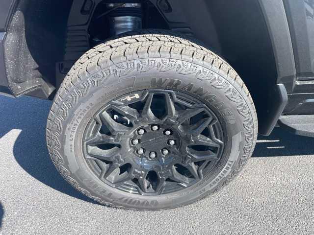new 2025 GMC HUMMER EV SUV car, priced at $95,690