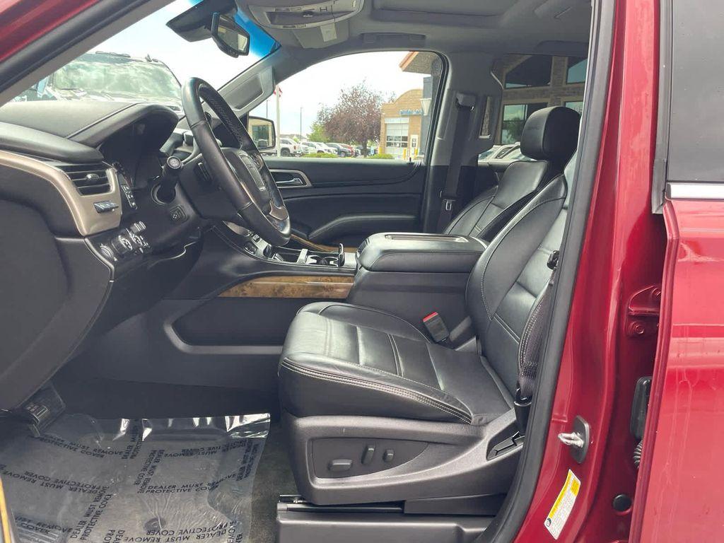 used 2016 GMC Yukon car, priced at $26,990