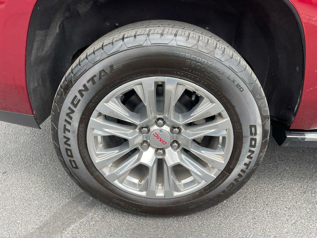 used 2016 GMC Yukon car, priced at $26,990