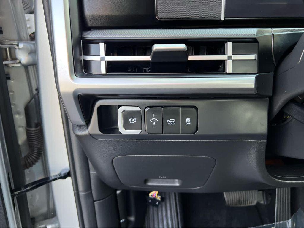 used 2024 Hyundai Santa Fe car, priced at $27,990