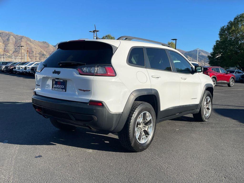 used 2019 Jeep Cherokee car, priced at $17,995