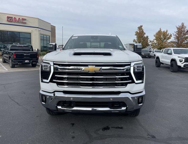 new 2025 Chevrolet Silverado 3500 car, priced at $81,680