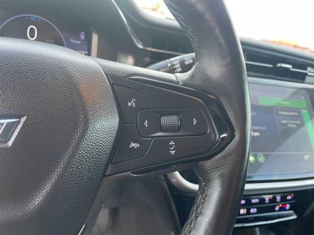used 2022 Chevrolet Bolt EUV car, priced at $19,995