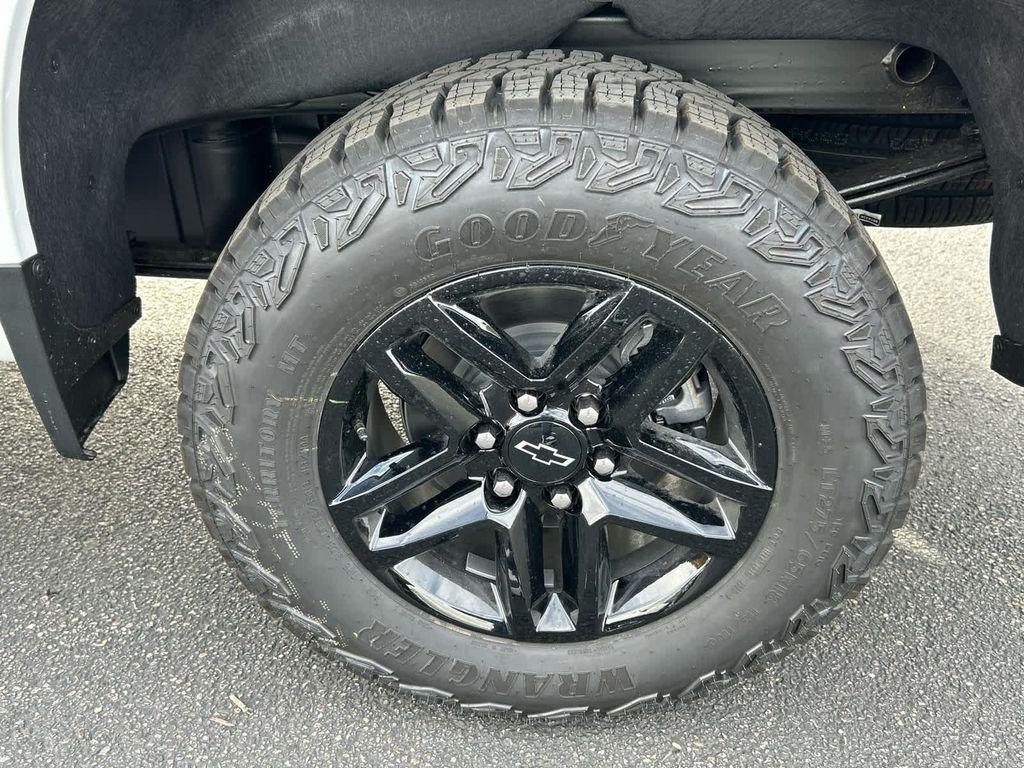 new 2026 Chevrolet Silverado 1500 car, priced at $45,710