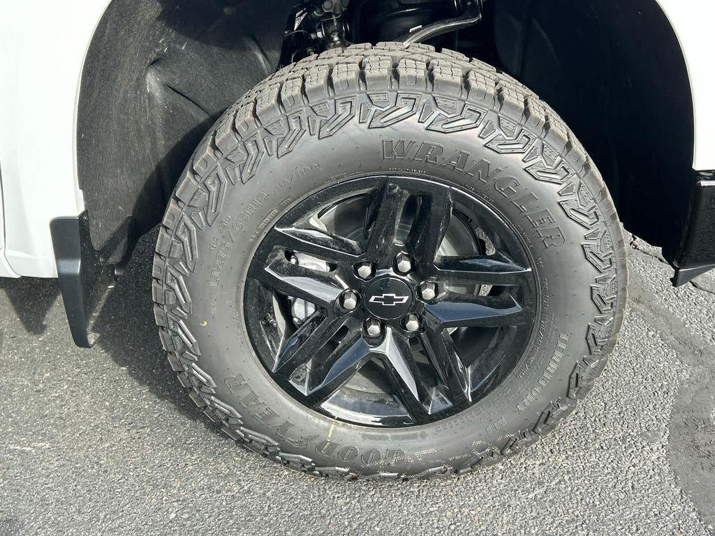 new 2026 Chevrolet Silverado 1500 car, priced at $45,710