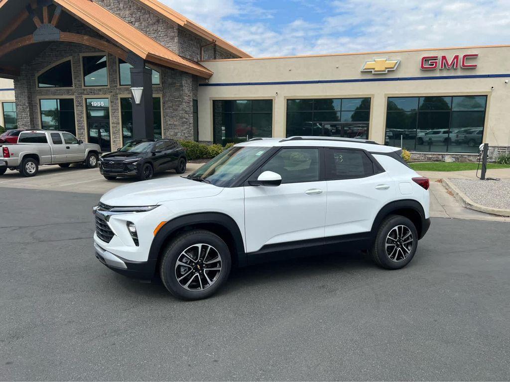 new 2026 Chevrolet TrailBlazer car, priced at $29,875