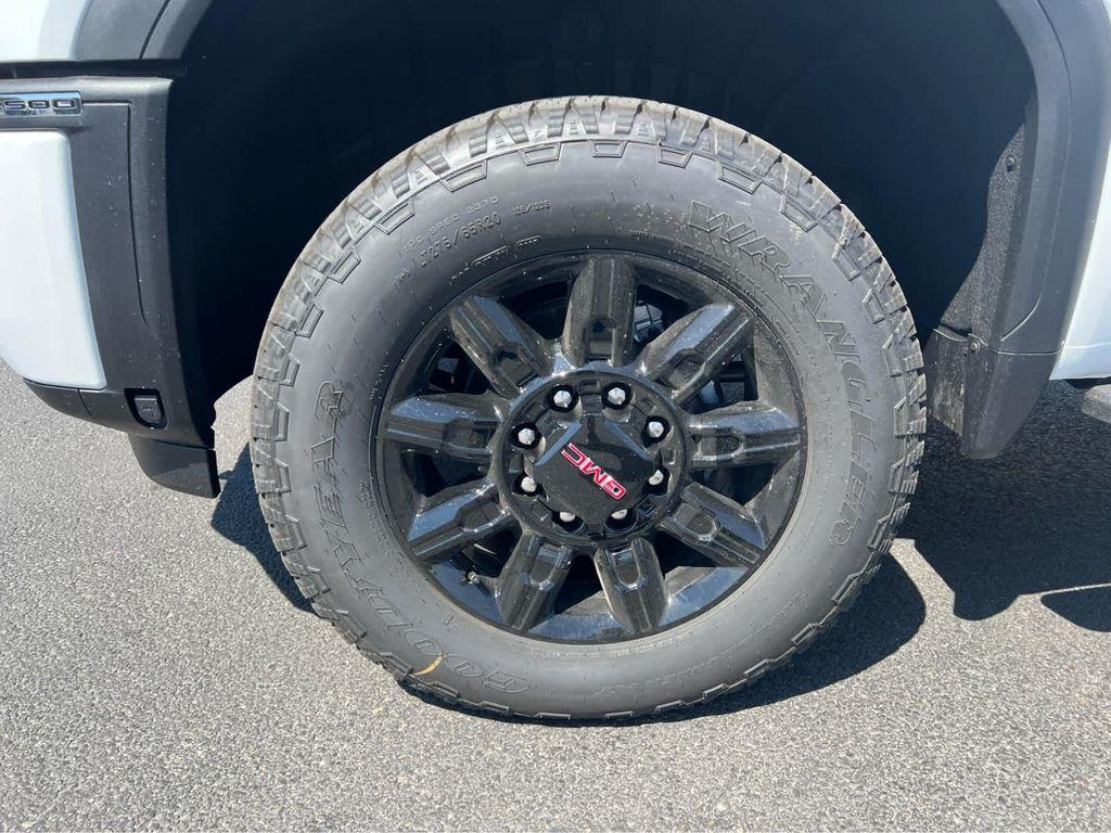new 2025 GMC Sierra 2500 car, priced at $85,605